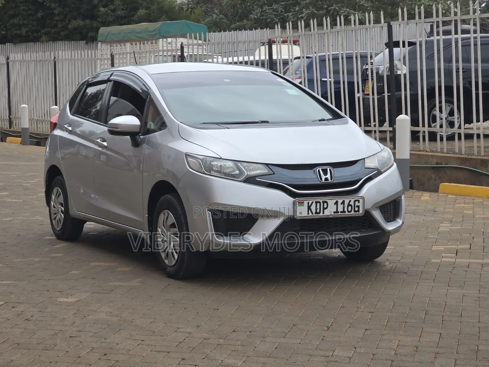 Honda Fit 2016 Silver