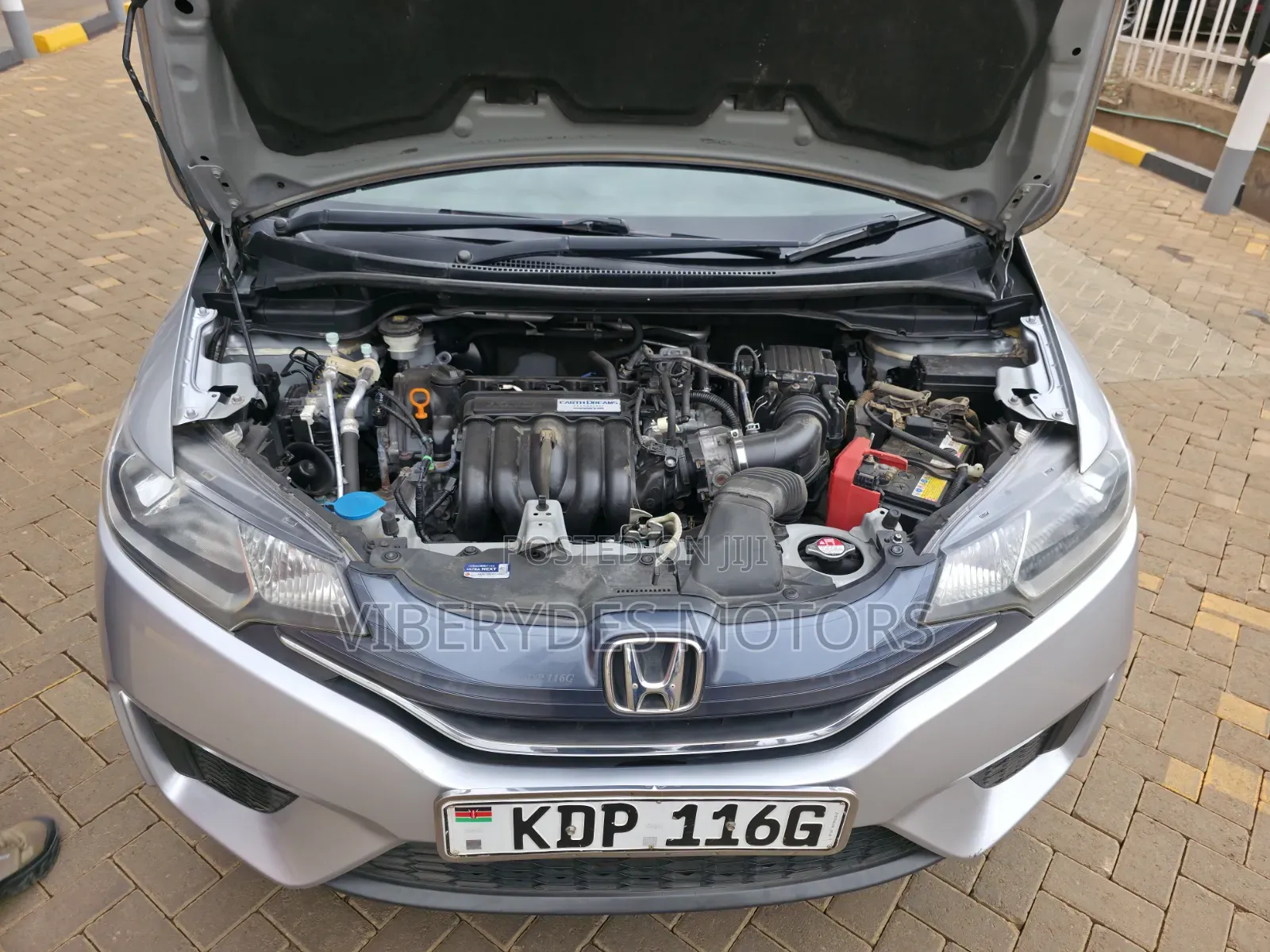 Honda Fit 2016 Silver