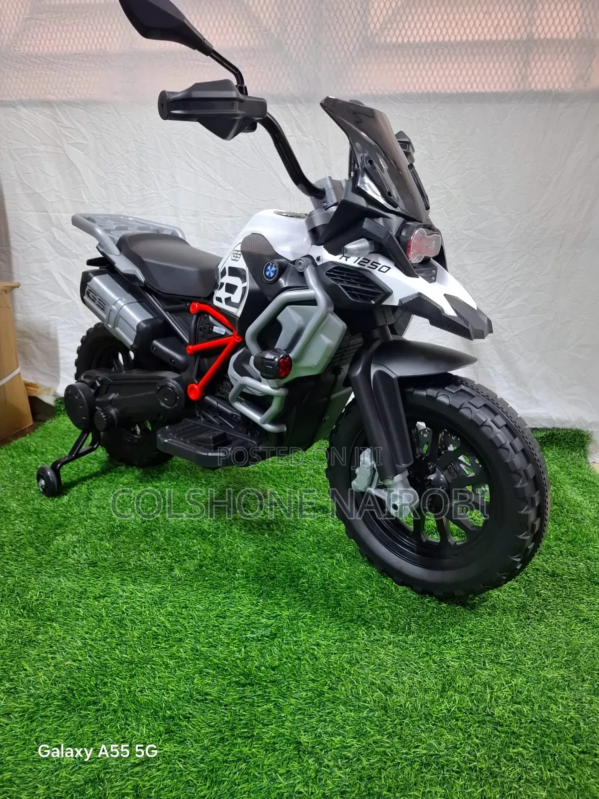 Kids 12V BMW R1250 Electric Ride-on Motorcycle for 3-12 Years