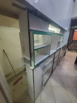 Spacious SHOP to Let With SHELVES + Free WiFi