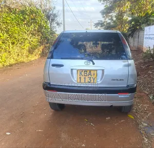 Toyota Raum 2002 Silver