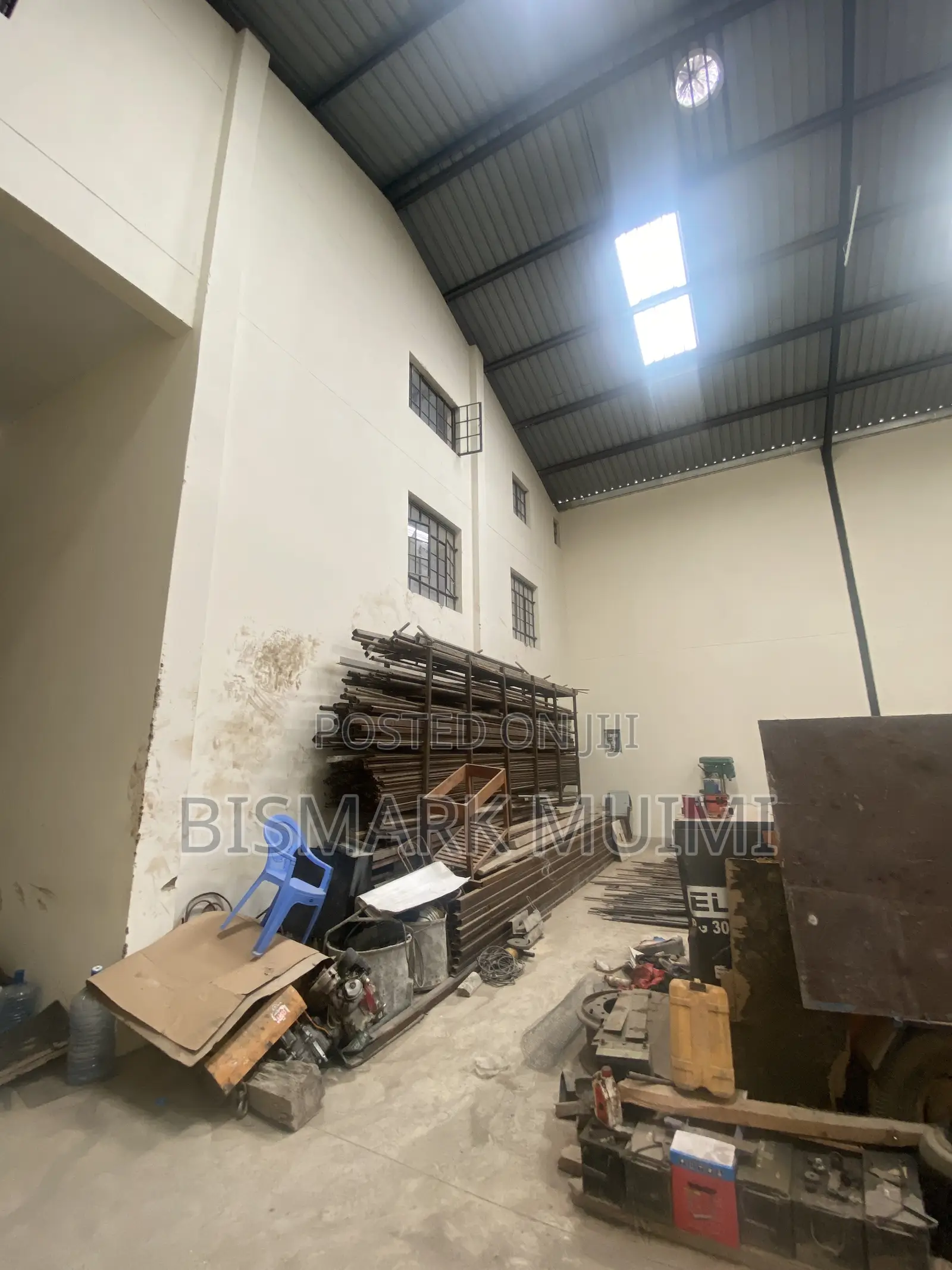 8,500sqft Godown/Warehouse to Let Athiver.