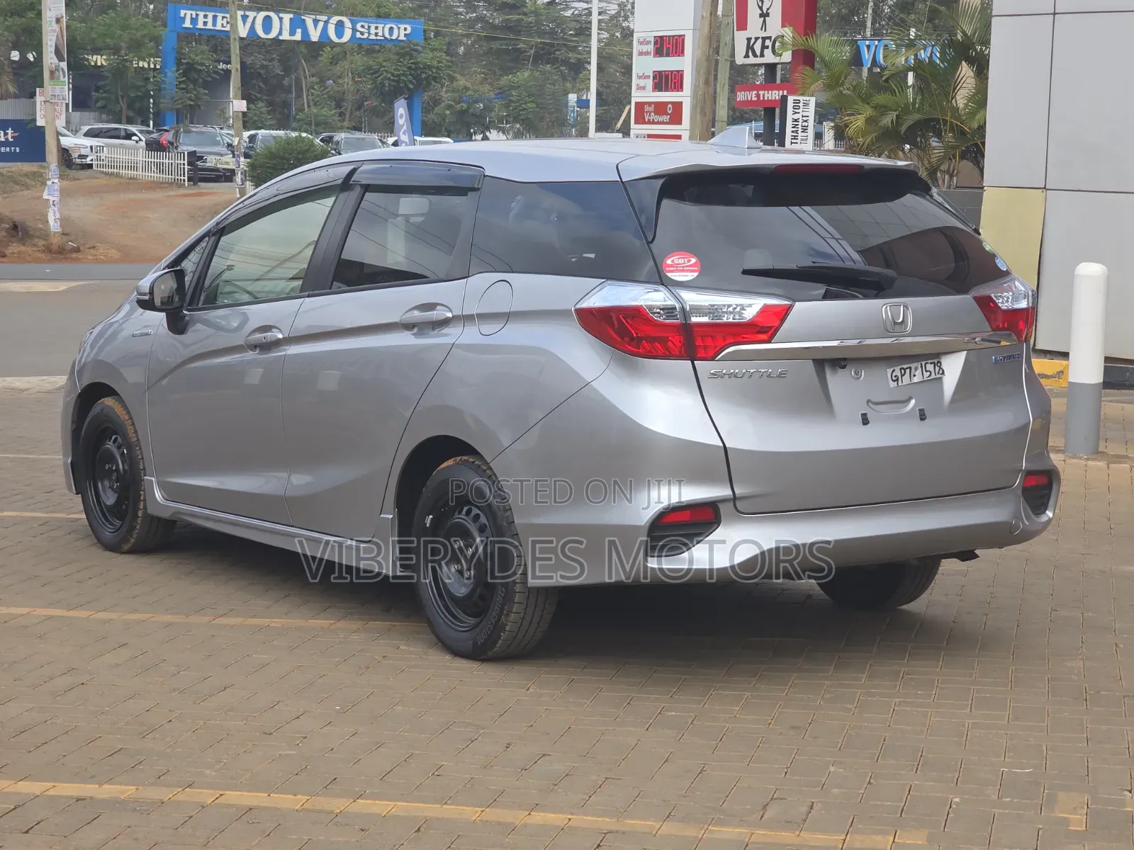 Honda Fit Shuttle 2019 Silver