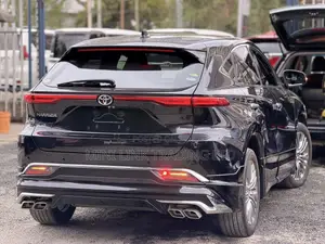 Toyota Harrier 2.0 4WD 2020 Matt Black