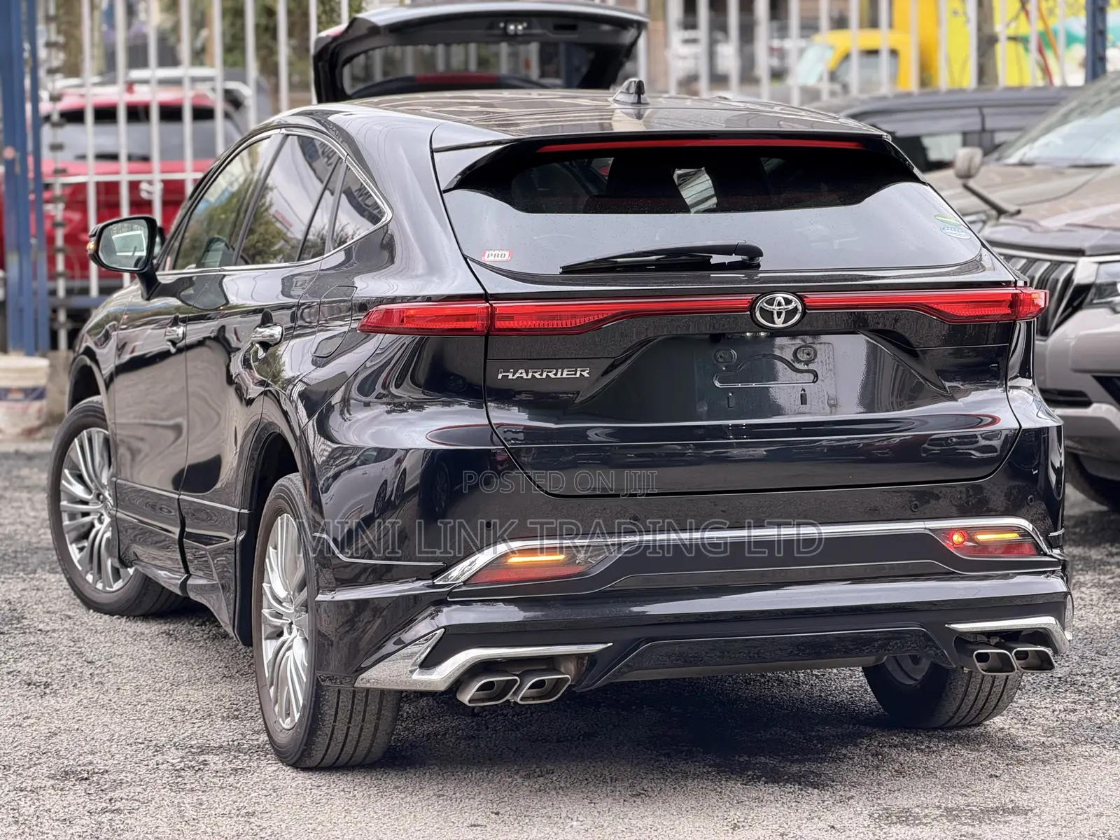 Toyota Harrier 2.0 4WD 2020 Matt Black