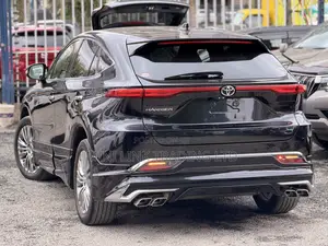 Toyota Harrier 2.0 4WD 2020 Matt Black
