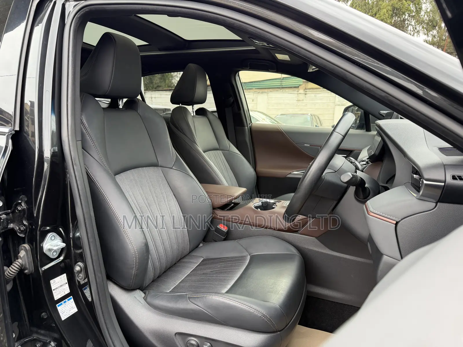 Toyota Harrier 2.0 4WD 2020 Matt Black