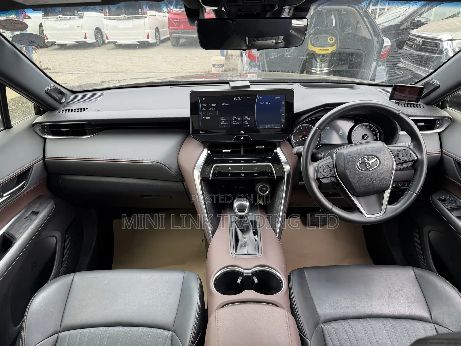 Toyota Harrier 2.0 4WD 2020 Matt Black