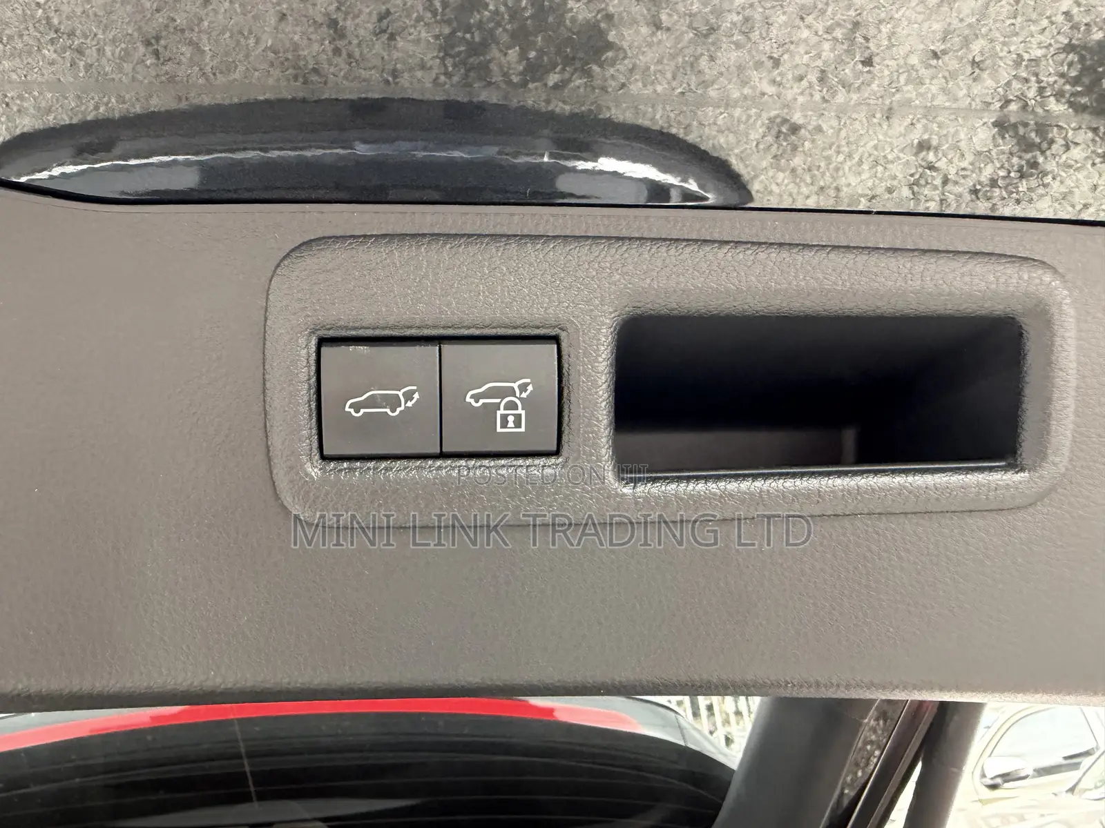 Toyota Harrier 2.0 4WD 2020 Matt Black