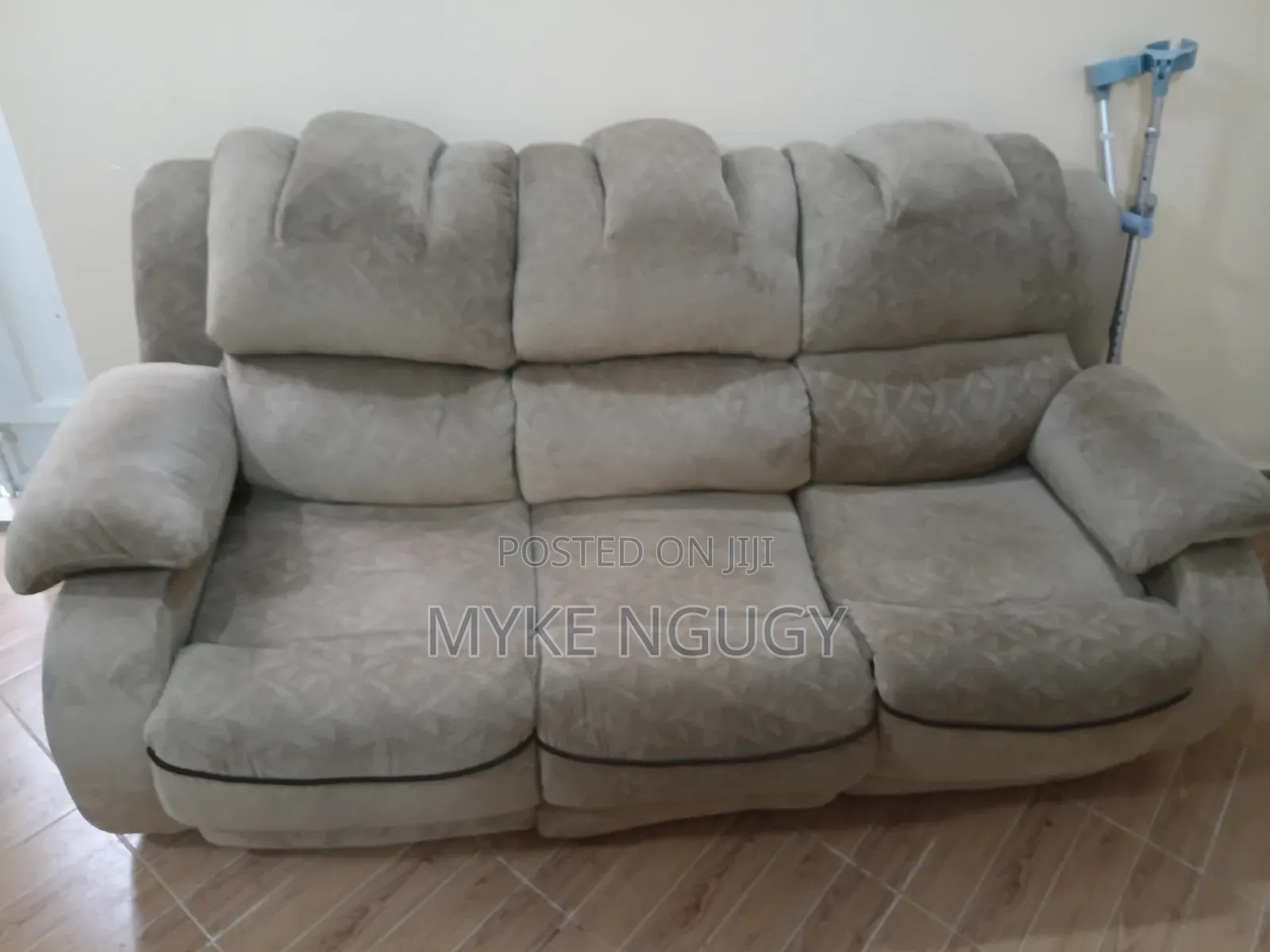 Seat-6 Seater