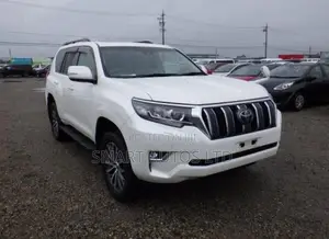 Toyota Land Cruiser Prado 2019 White