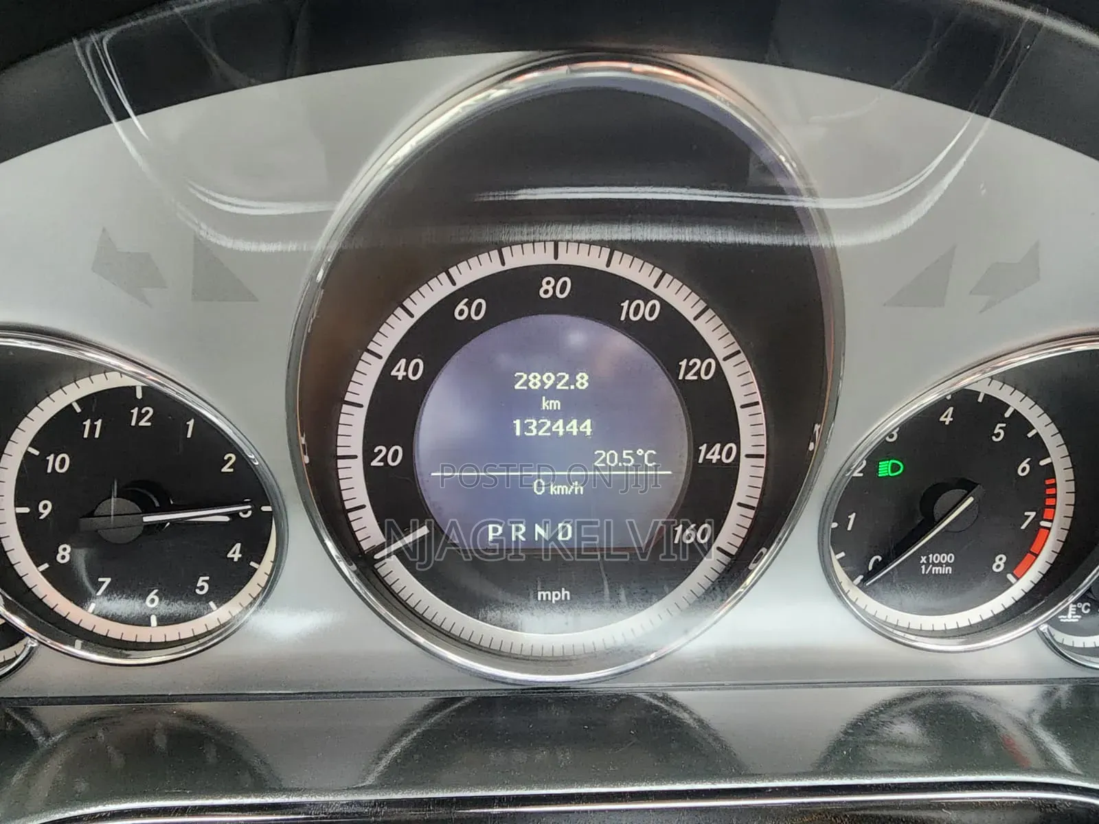 Mercedes-Benz E200 2009 Gray