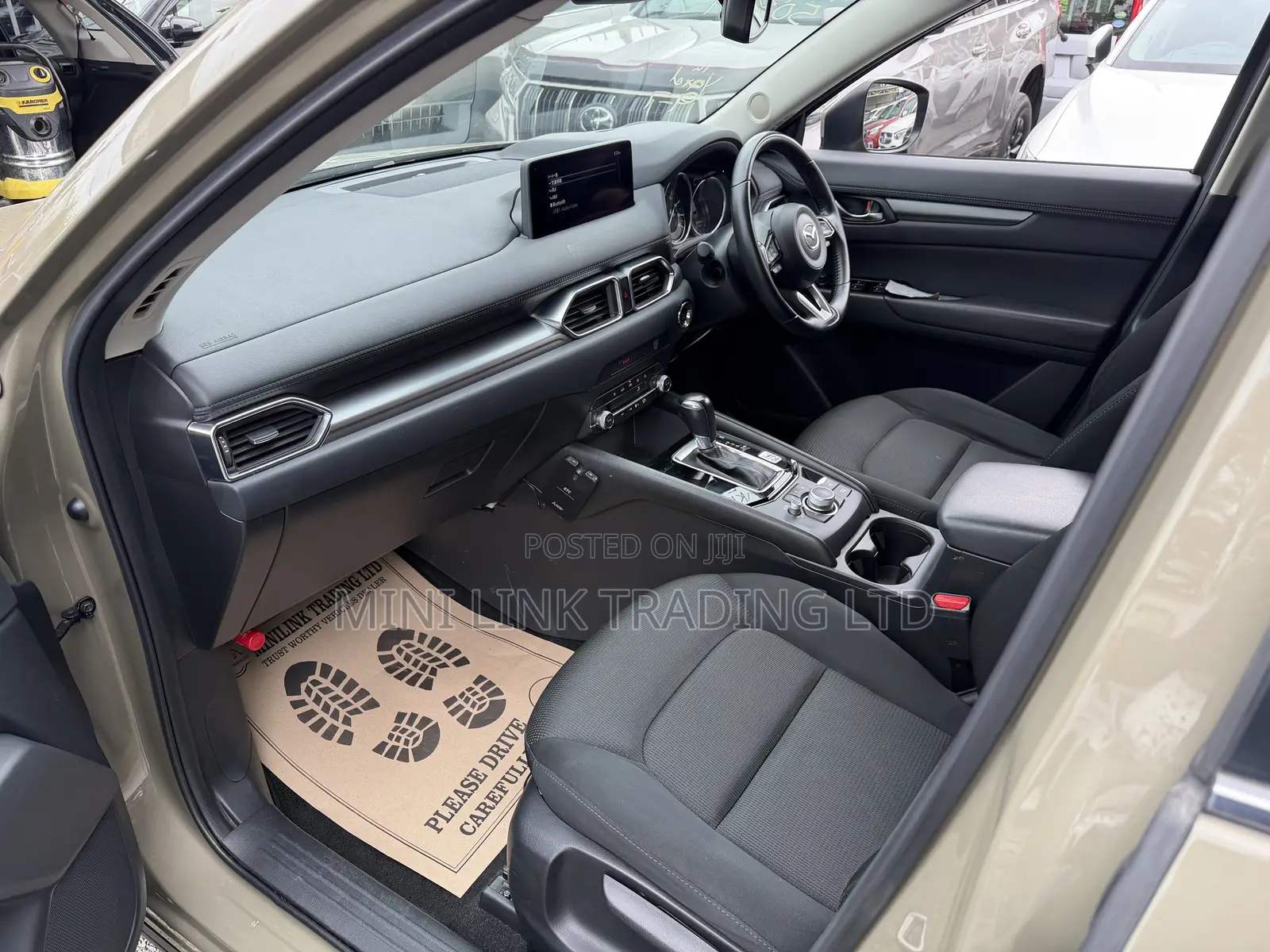 Mazda 5 2022 Beige