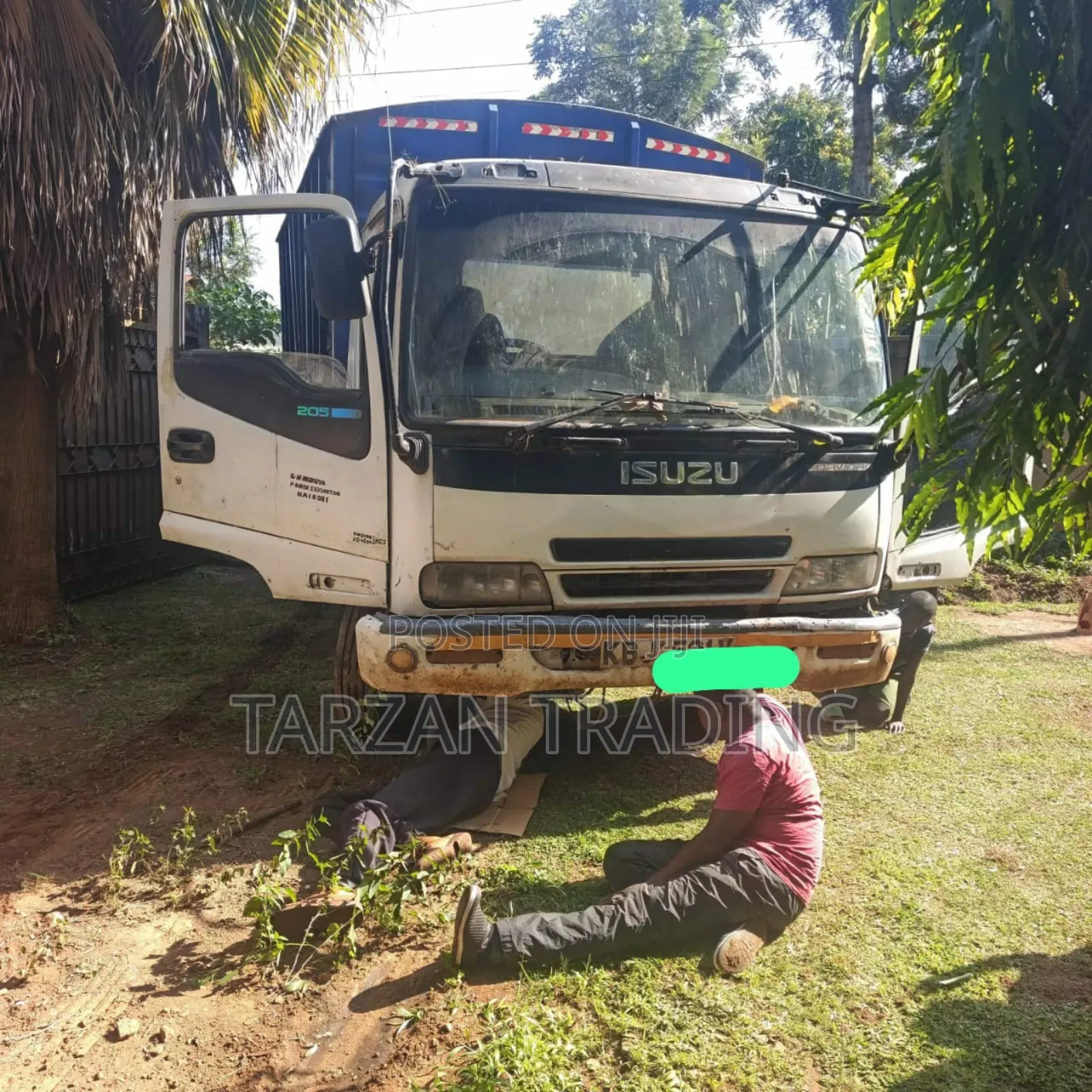 Isuzu FRR 33 2011