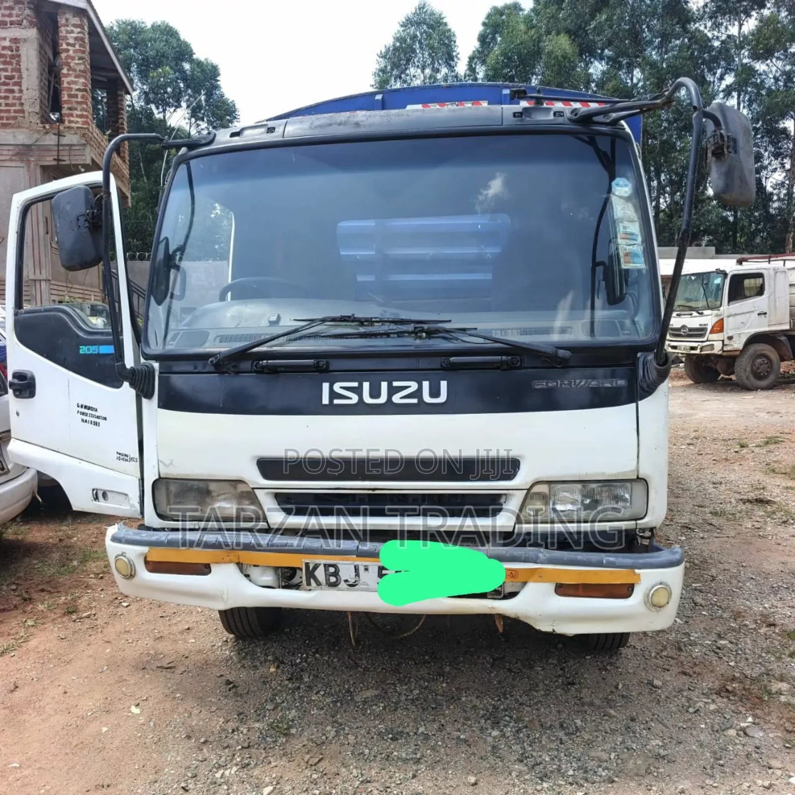 Isuzu FRR 33 2011