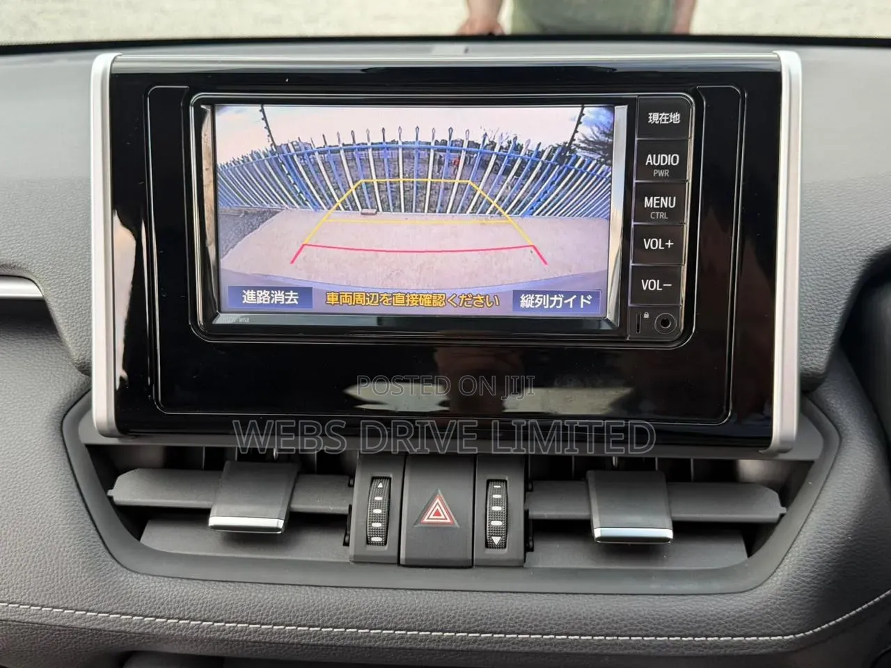 Toyota RAV4 LE AWD 2019 Silver