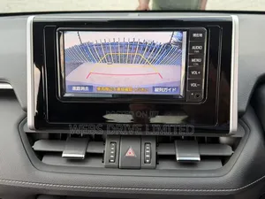 Toyota RAV4 LE AWD 2019 Silver