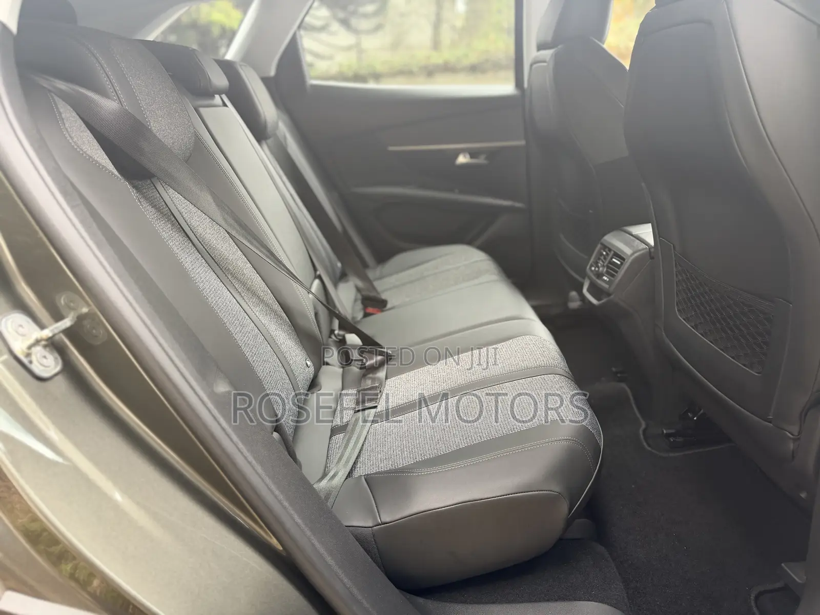 Peugeot 3008 2019 Green