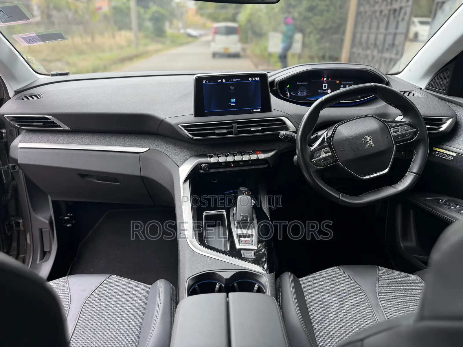 Peugeot 3008 2019 Green