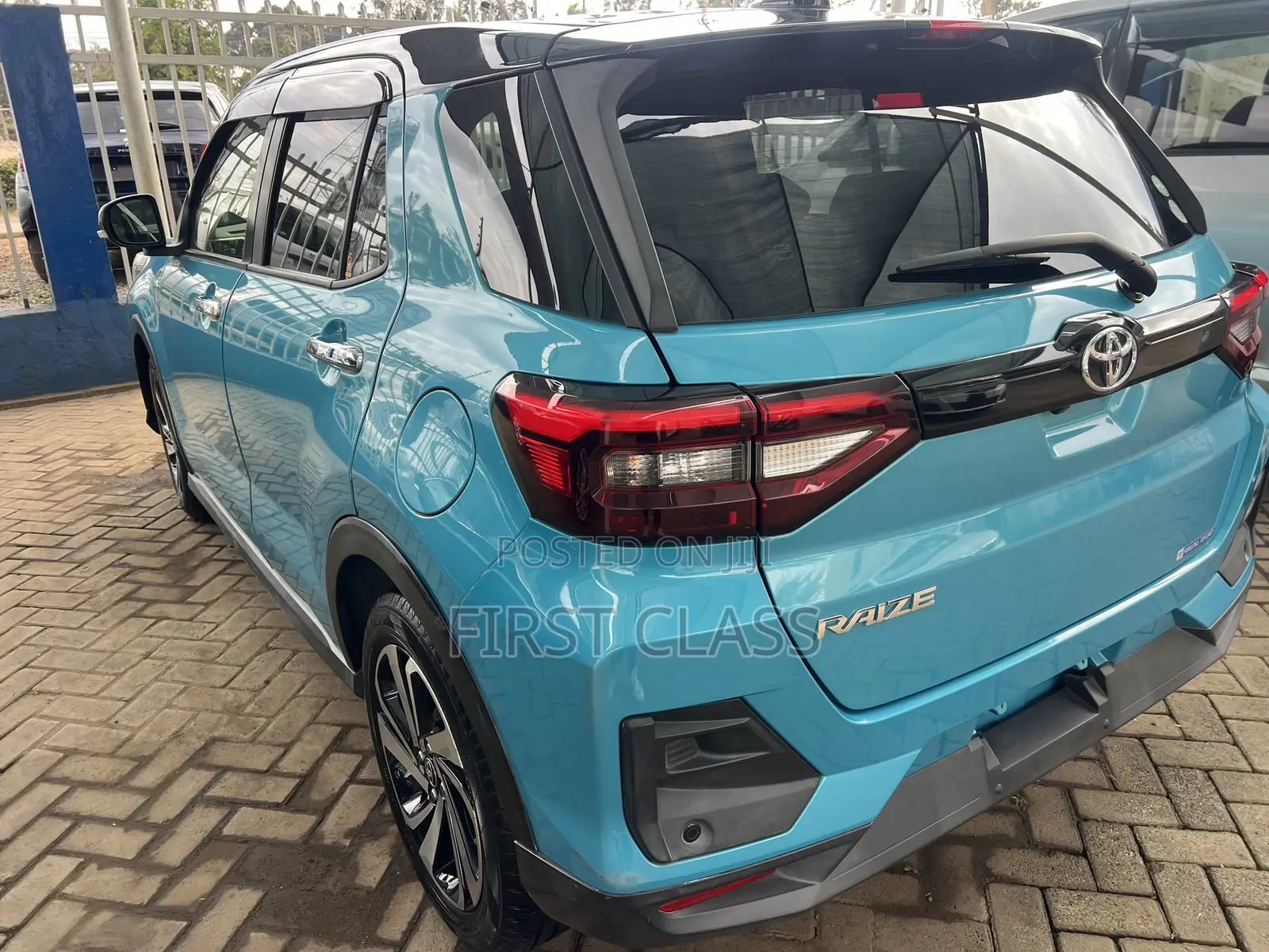 Toyota Raize 1.0 AWD 2020 Blue