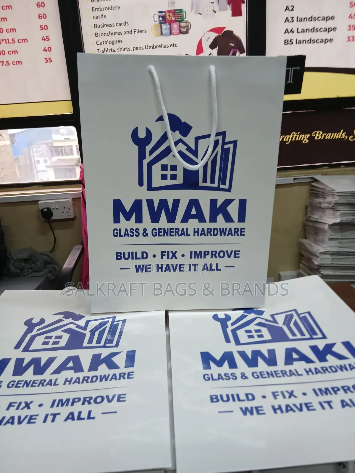 High-Visibility Matte Premium Gift Packaging