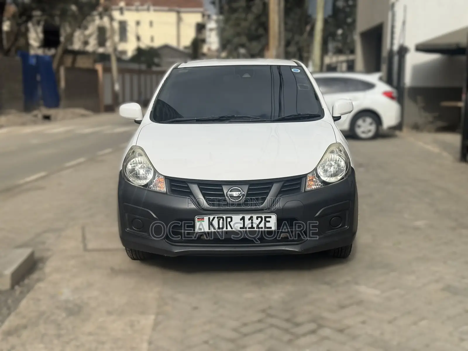 Nissan Advan 2017 White
