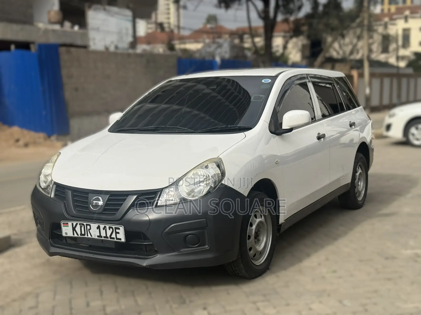 Nissan Advan 2017 White