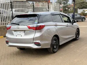 Honda Fit Shuttle 1.5 Hybrid 2WD 2019