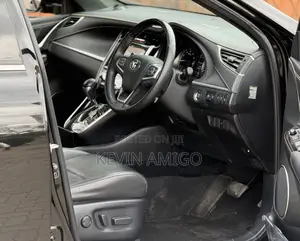 Toyota Harrier 2019 Black