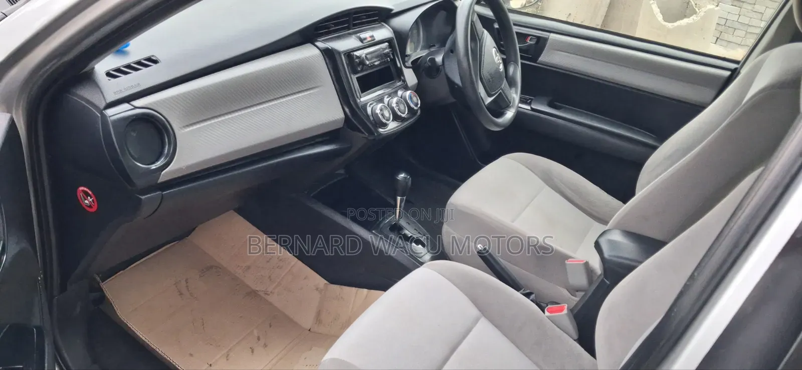 Toyota Axio 2014 Silver