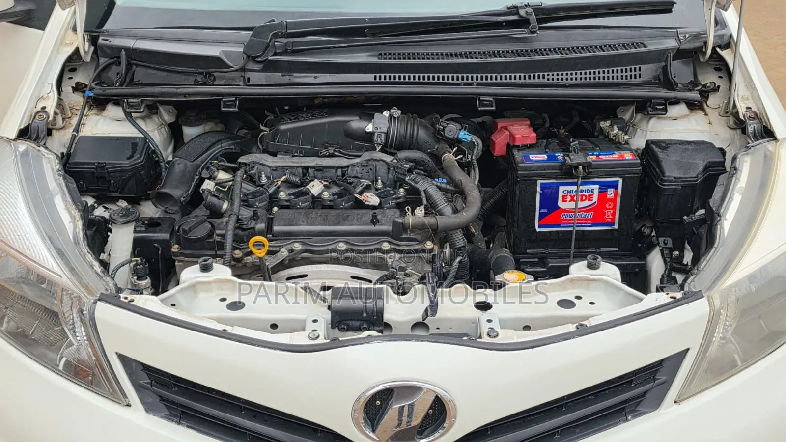Toyota Vitz 2013 White