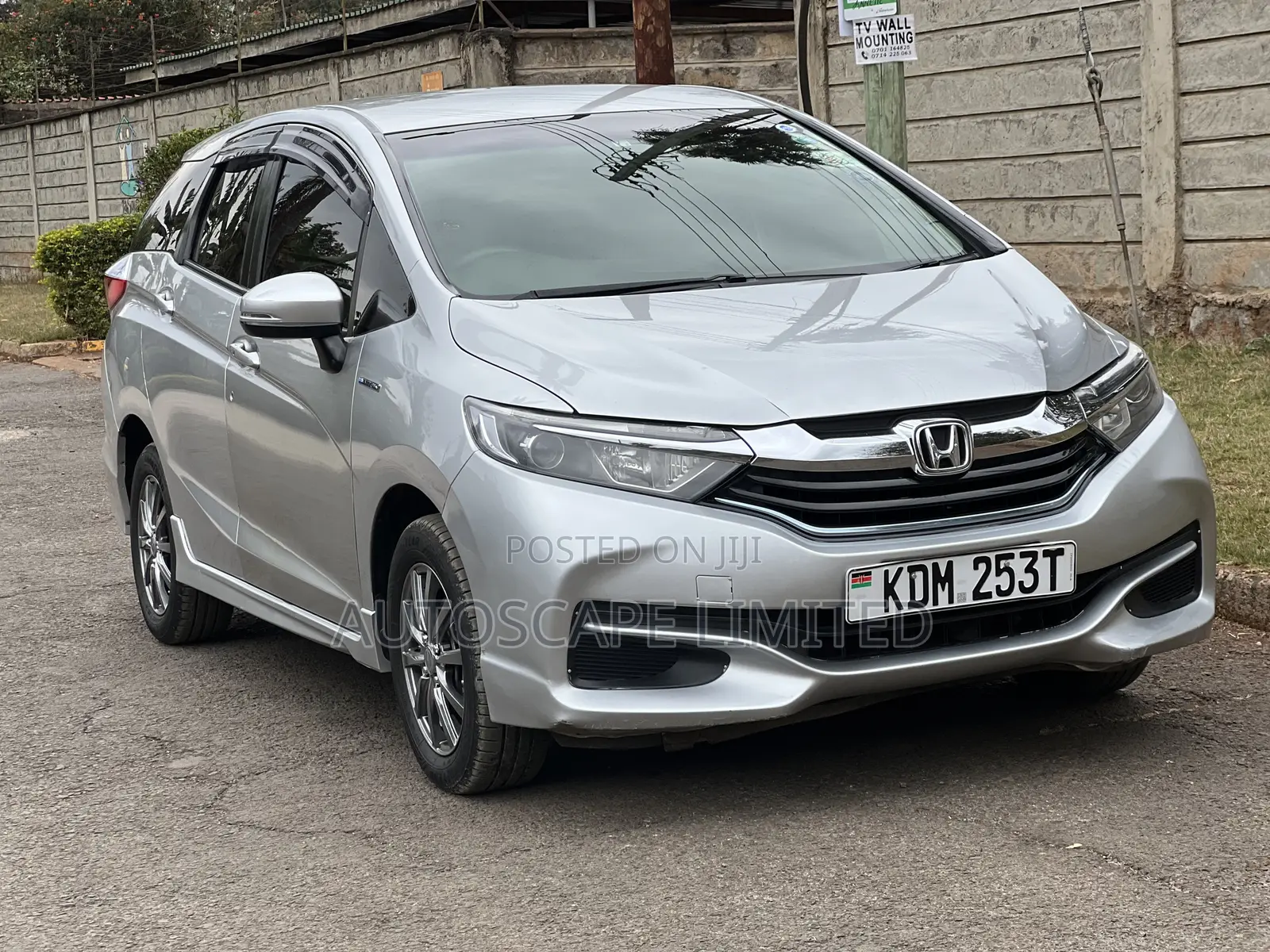 Honda Shuttle 2016 Silver