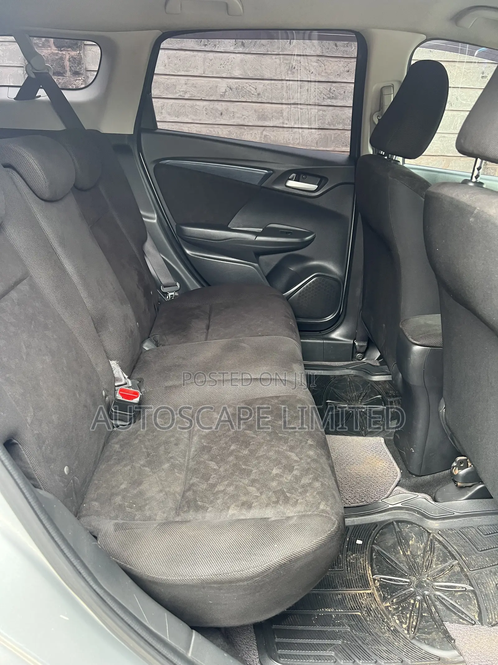 Honda Shuttle 2016 Silver