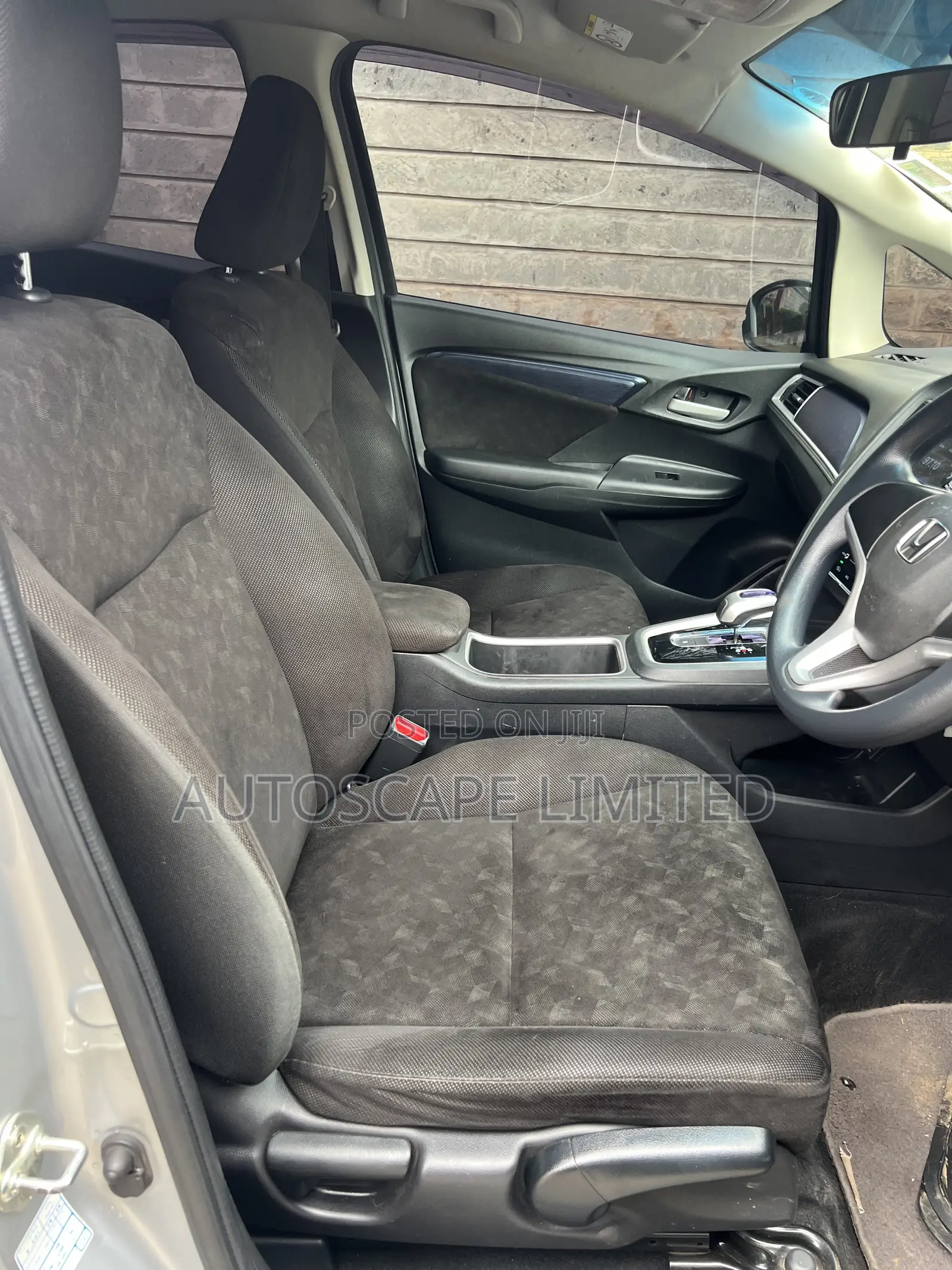 Honda Shuttle 2016 Silver
