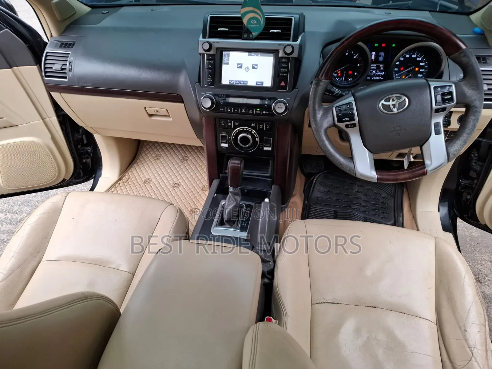Toyota Land Cruiser Prado 2.8 D-4D 2016 Black
