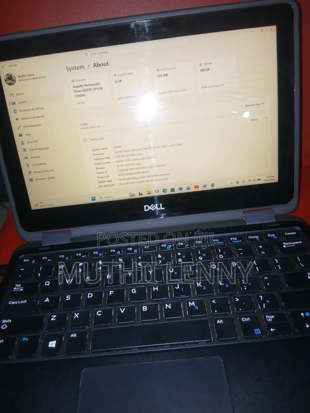 Laptop Dell Latitude 3190 2-in-1 4GB Intel Pentium SSD 128GB
