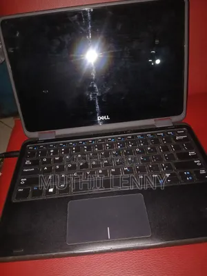 Laptop Dell Latitude 3190 2-in-1 4GB Intel Pentium SSD 128GB