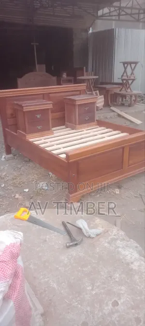 Mahogany Bed