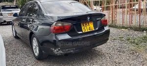 BMW 320i Sedan RWD 2006 Black