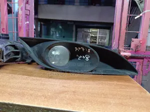 Foglight and Foglight Cover Toyota Auris