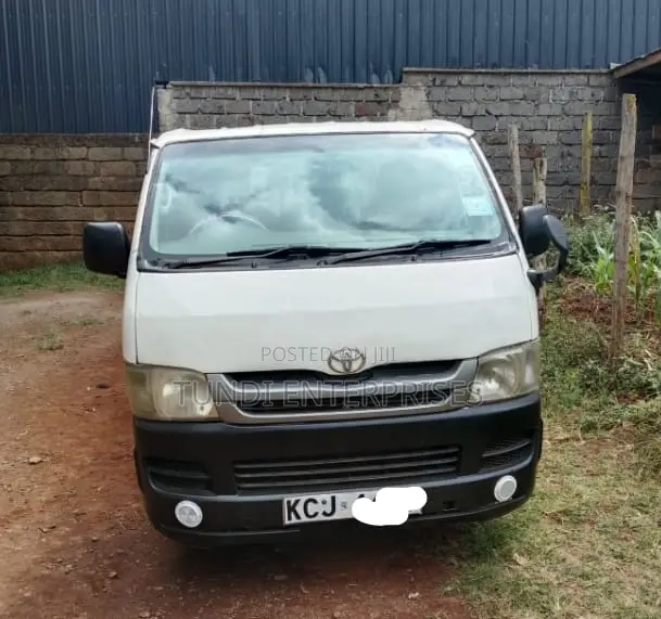 Toyota HiAce 2008 White