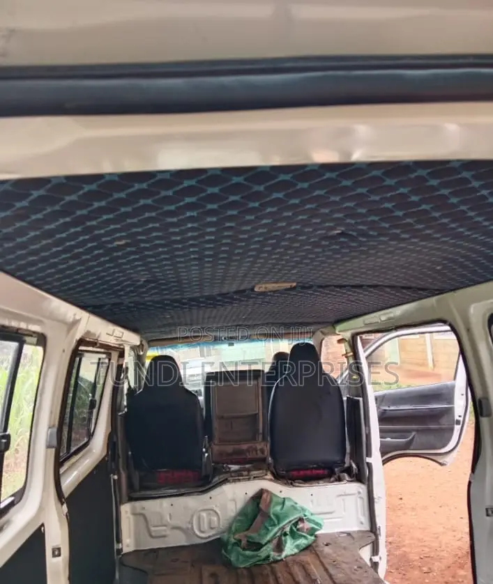 Toyota HiAce 2008 White
