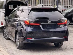 Honda Fit Shuttle 1.5 Hybrid 2WD 2019 Blue
