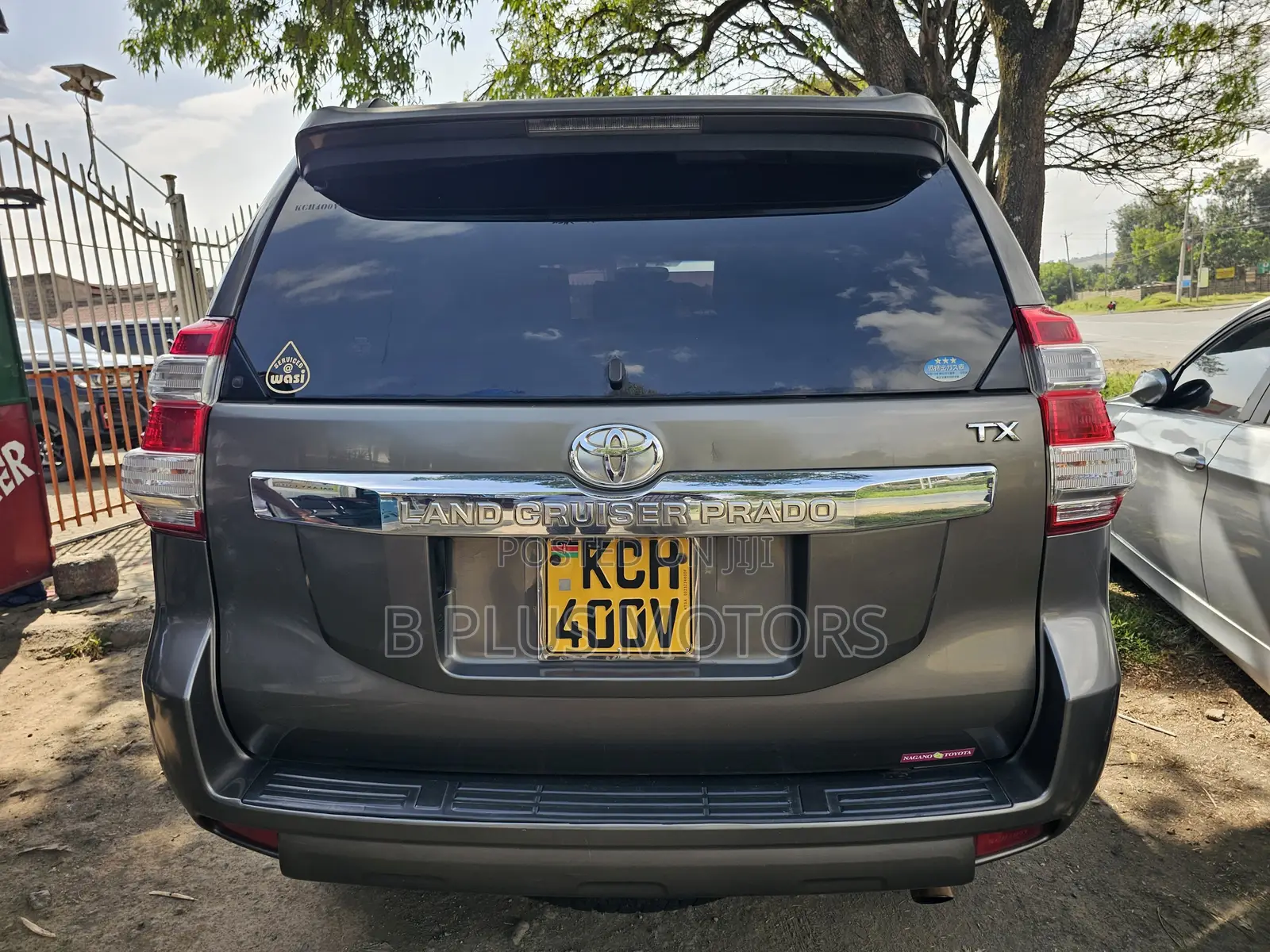 Toyota Land Cruiser Prado 2016 Gray