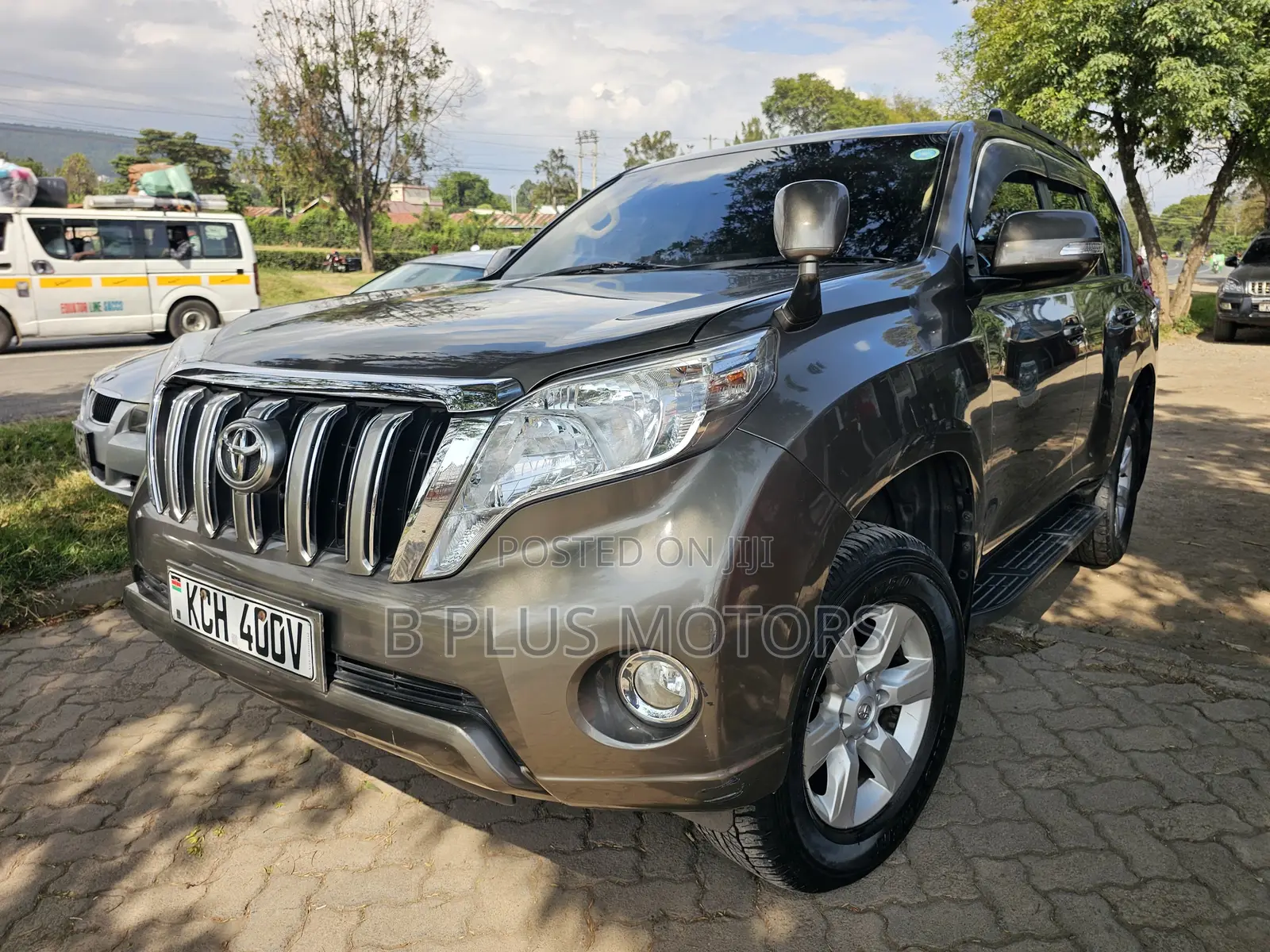 Toyota Land Cruiser Prado 2016 Gray