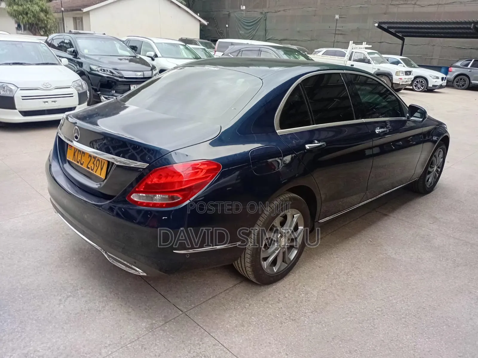 Mercedes-Benz C200 2015 Blue