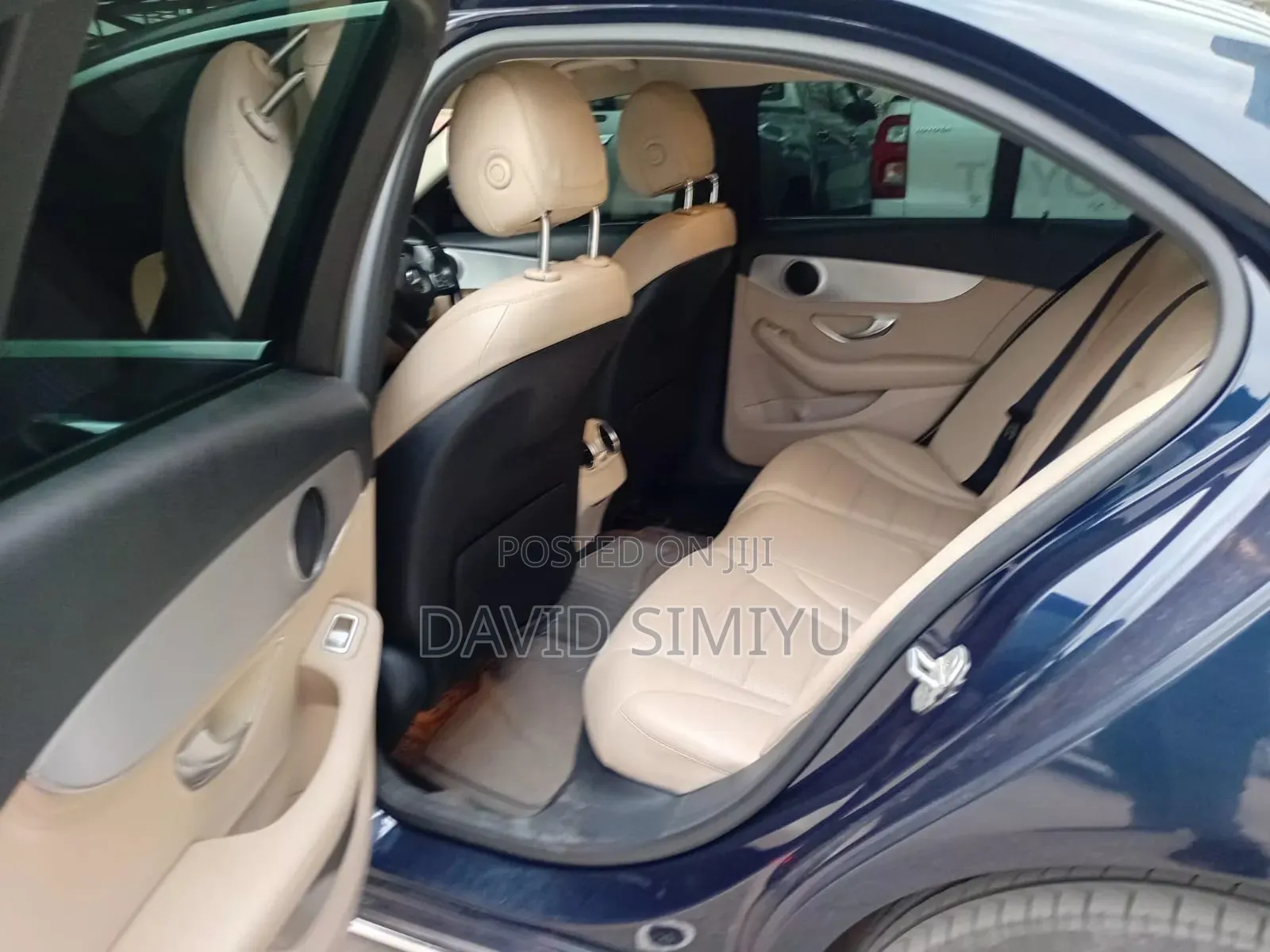 Mercedes-Benz C200 2015 Blue