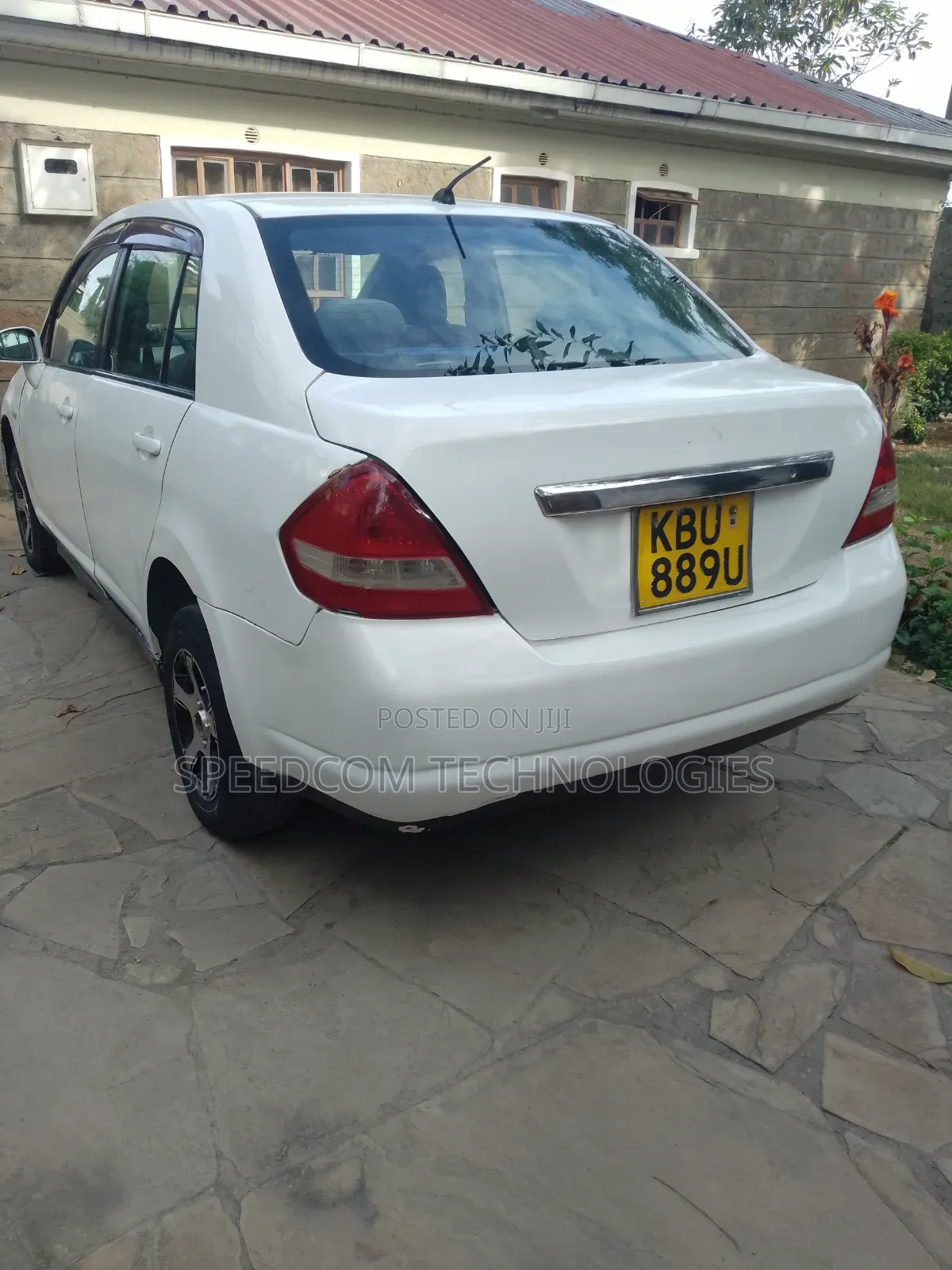 Nissan Tiida 2005 White