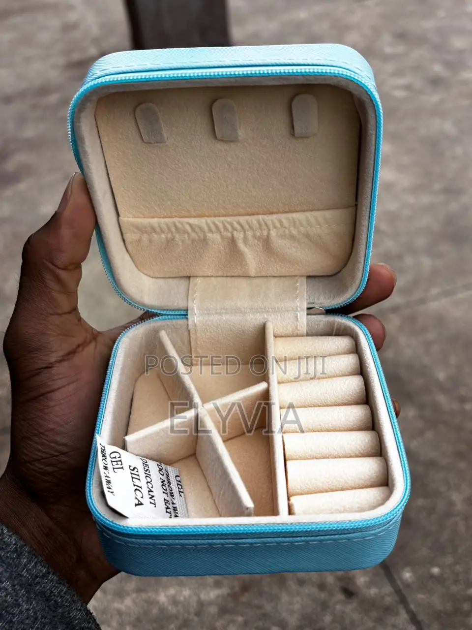 Sky-Blue Jewelry Organizer