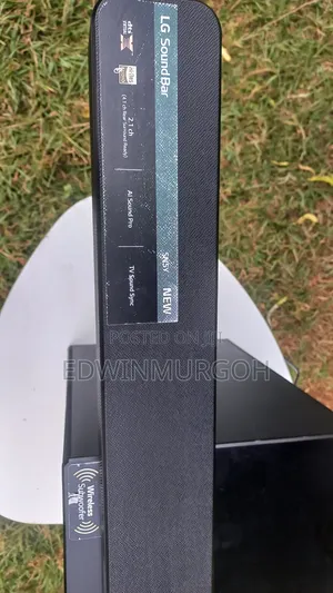 LG SN5Y 2.1 Channel Soundbar – Excellent Condition